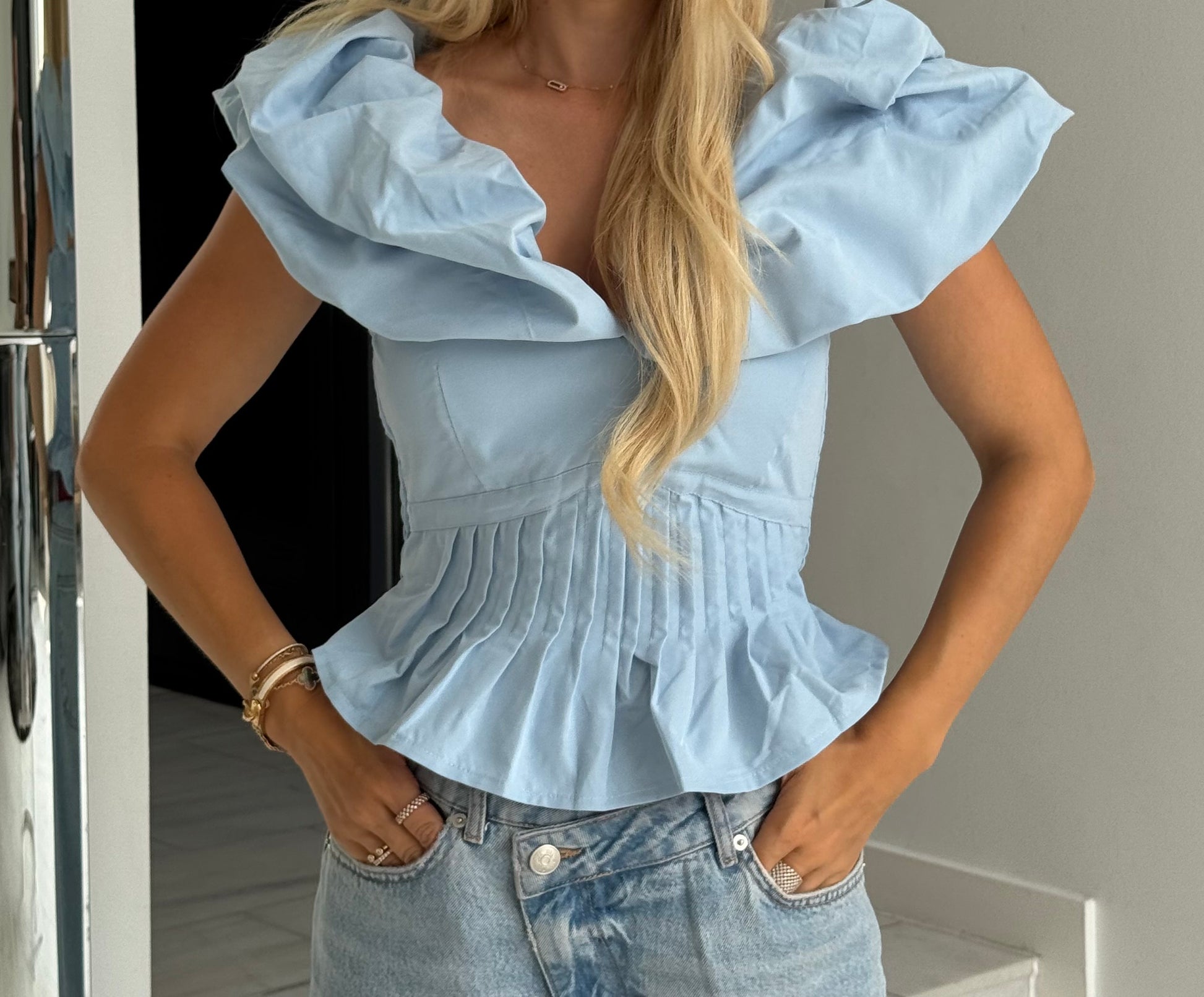 Bluse Azure Ruffle ice blue