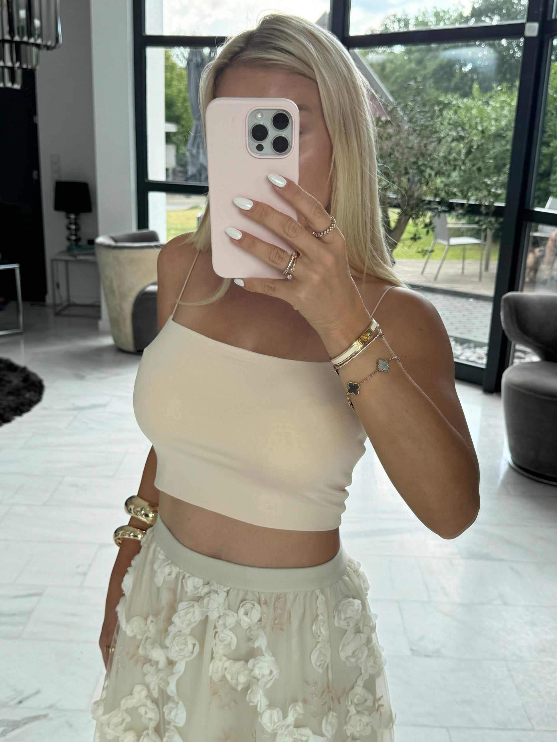 Côte crop top mit dünnen Trägern