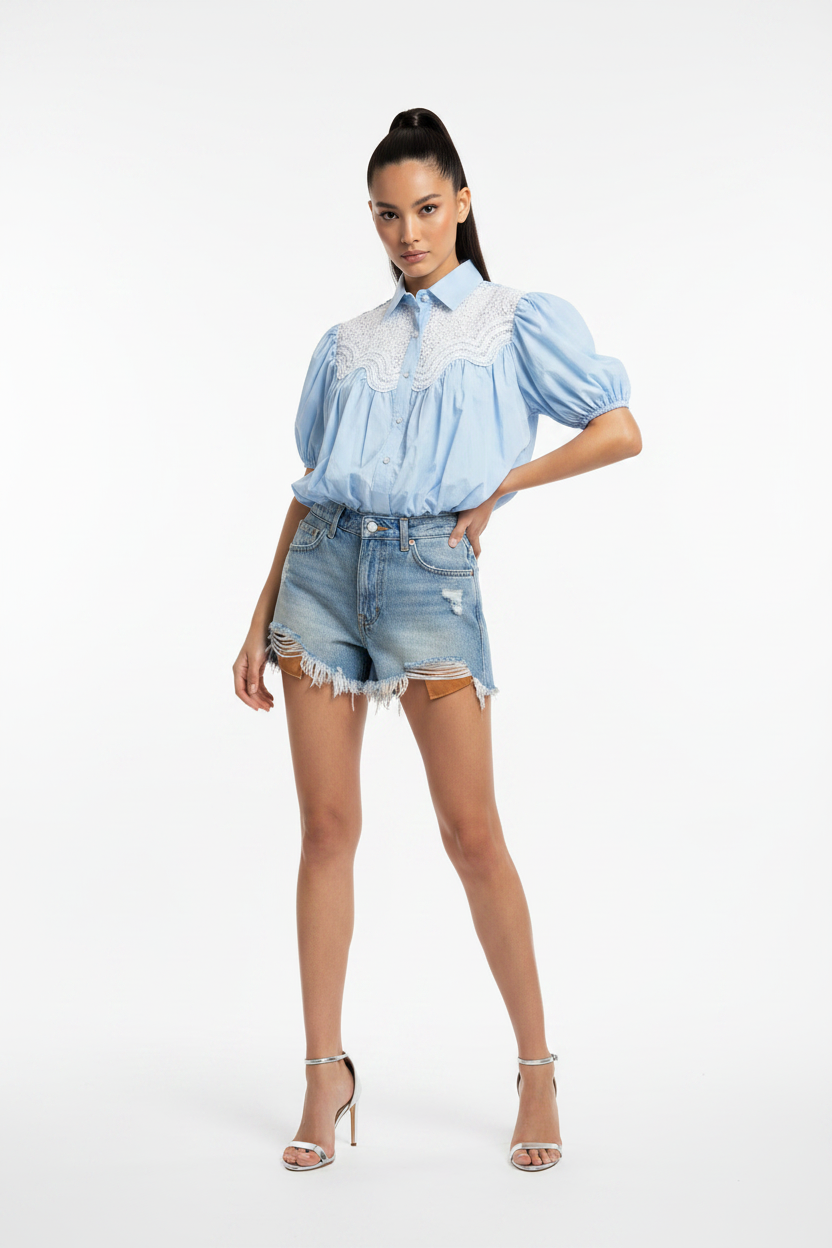 Bluse Céline – White & Sky Blue